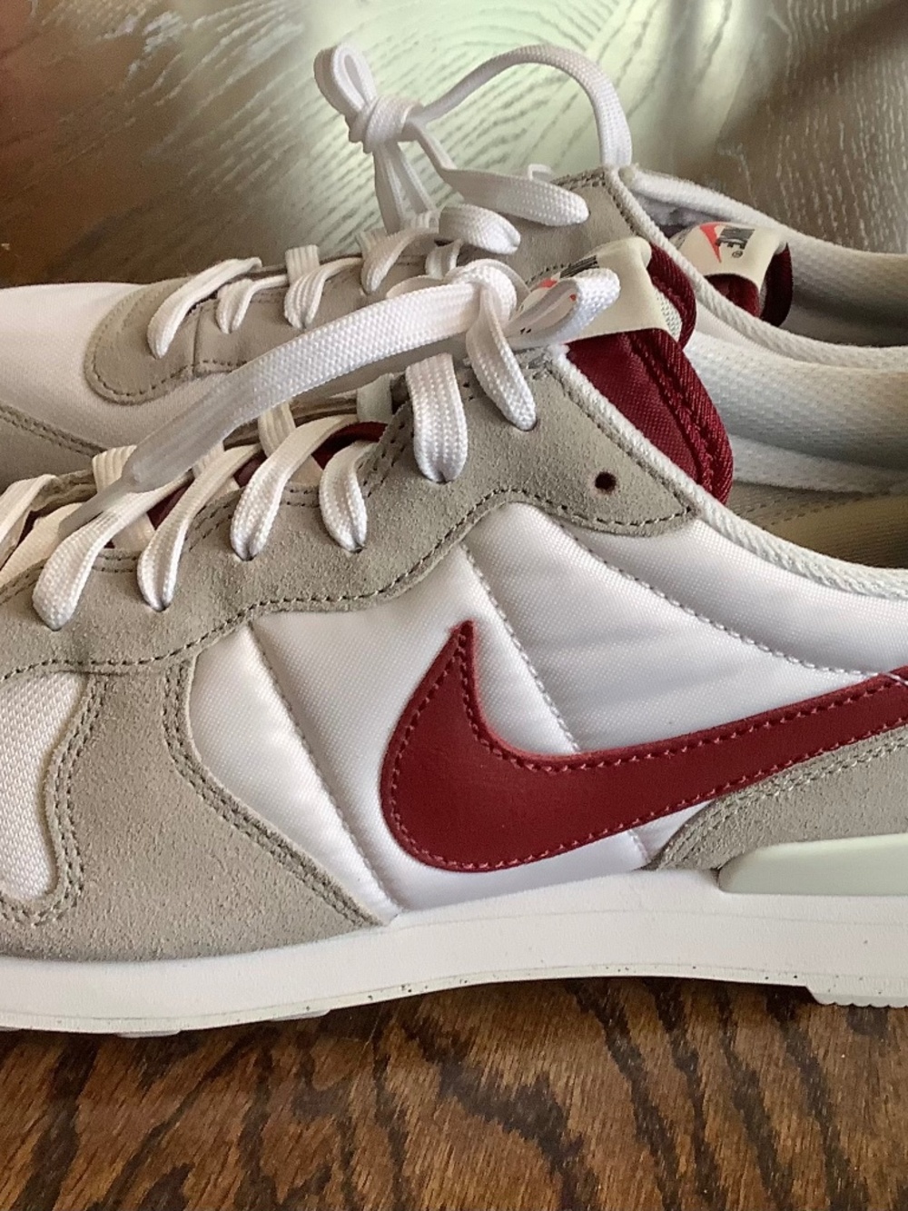 Nike Internationalist Mens 11.5 Sneakers Running Shoes White/Maroon CW7635